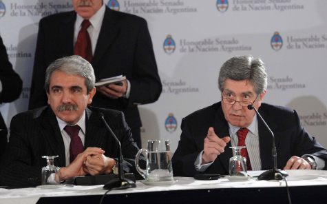 anibal Fernandez defendió el proyecto de expropiación en las comisiones.